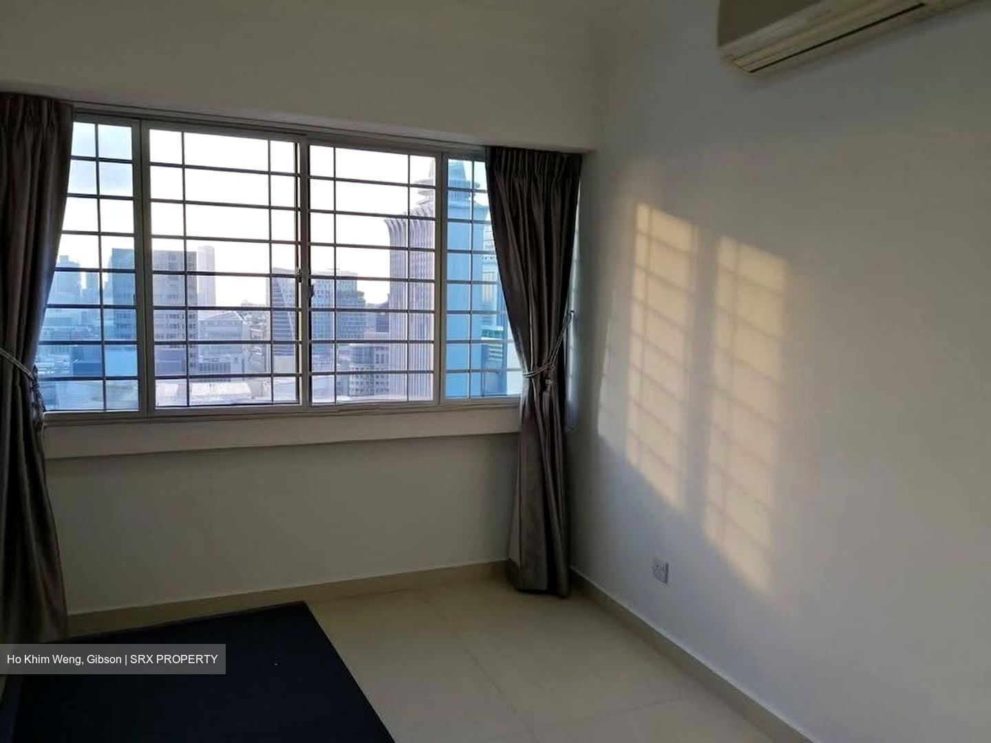 Lucky Plaza (D9), Apartment #635990101